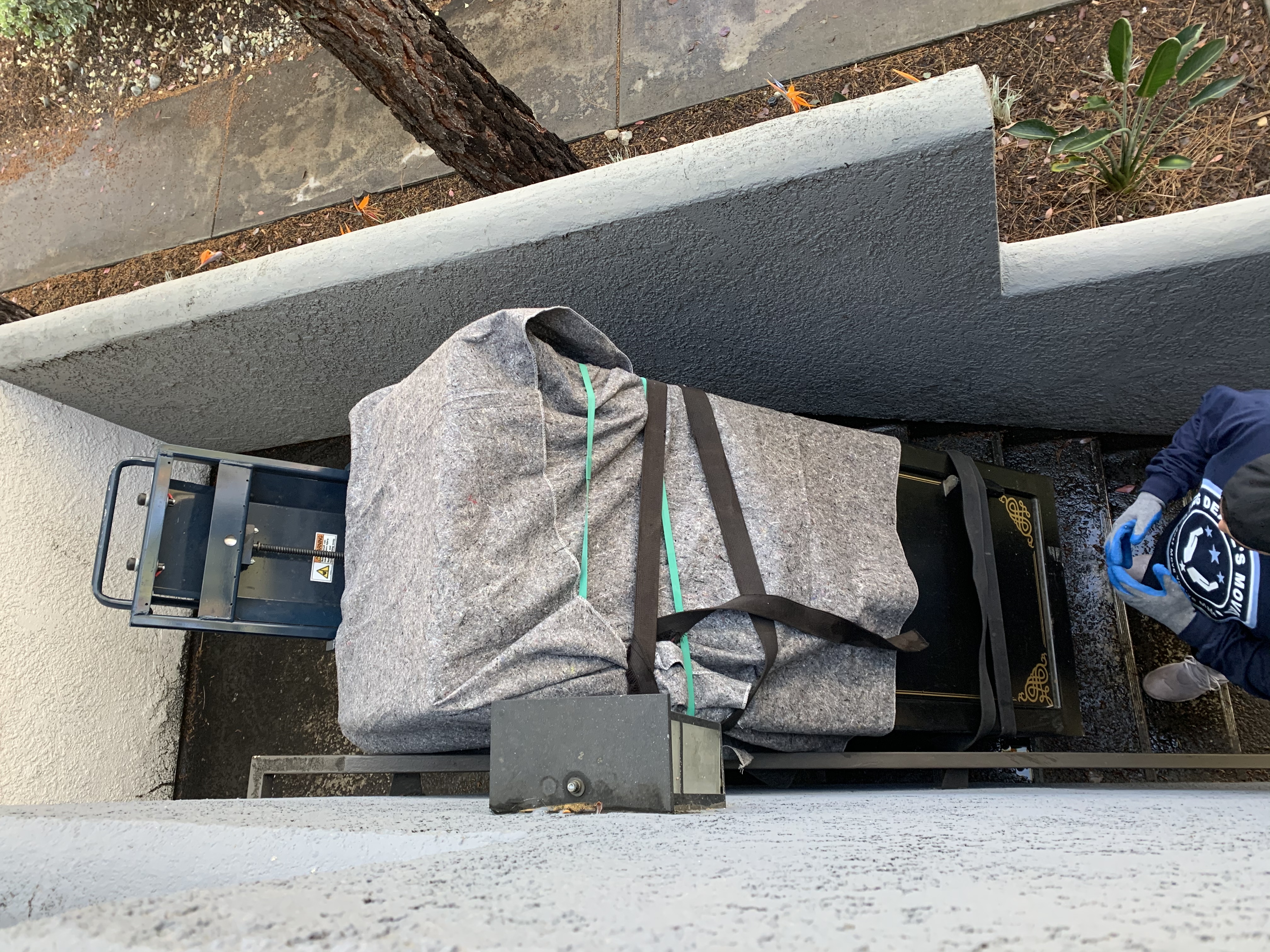 Laguna Woods residential movers you can trust Full-service residential moving options in Laguna Woods, CA